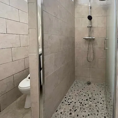 California Park - Wifi, Ac, 4 Pers Apartament Nicea